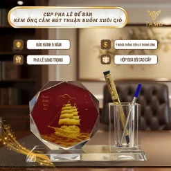 Cúp pha lê để bàn kèm ống cắm bút thuận buồm xuôi gió hình 2
