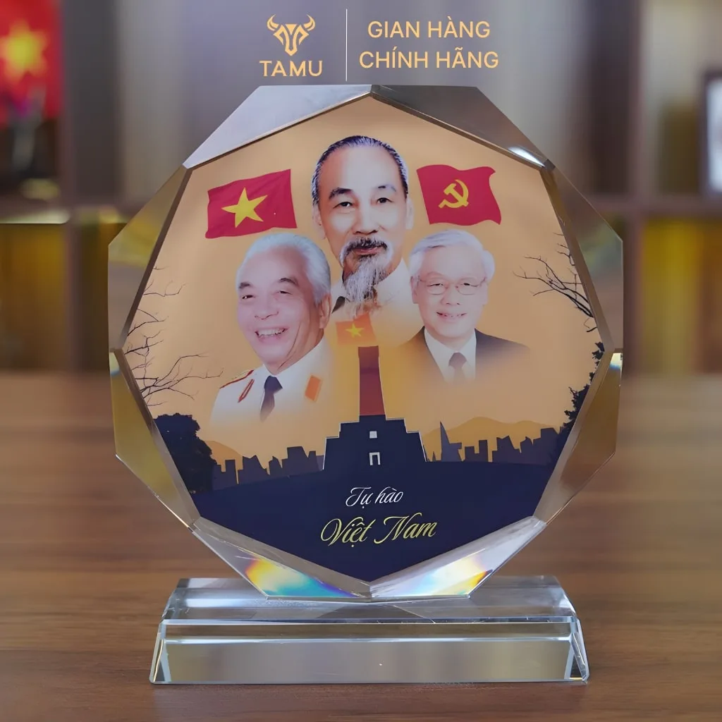 Cúp pha lê tự hào việt nam khắc in uv 3D hình 2