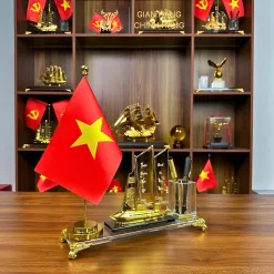 Hộp cắm bút thuyền hiện đại 1 cờ hình 2