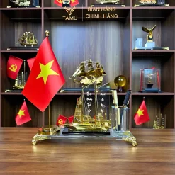 Hộp cắm bút thuyền hiện đại 1 cờ hình 3