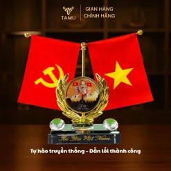 Bộ Cờ Tổ Quốc Trang Trí Thảm Taplo Xe Ô Tô, Cờ Để Bàn Làm Việc, Quà Lưu Niệm