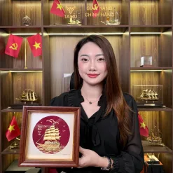 Tranh thuyền buồm dát vàng 24k thuận buồm xuôi gió hình ảnh 4