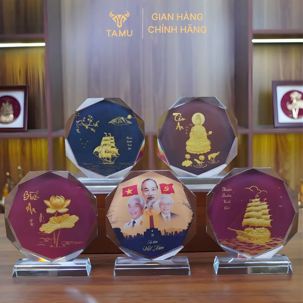 Hình Ảnh Tổng Hợp Cúp Pha Lê Để Bàn