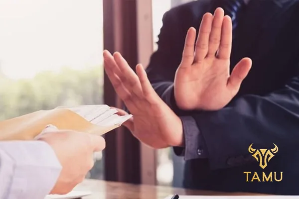 Những sai lầm khiến quà tặng sinh nhật mất giá trị trong mắt đối tác nữ