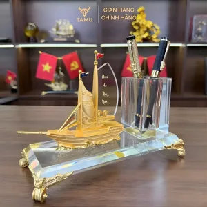 Quà Tặng Pha Lê Cho Đại Hội Doanh Nghiệp – Lựa Chọn Tinh Tế Nâng Tầm Thương Hiệu