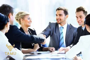 Nên lựa chọn quà tặng gì cho đối tác Phương Tây?