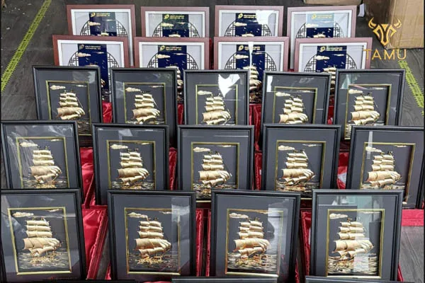 Khám phá TAMU - Quà Tặng Pha Lê: Đơn vị cung cấp giải pháp quà tặng hàng đầu Việt Nam Năm 2026